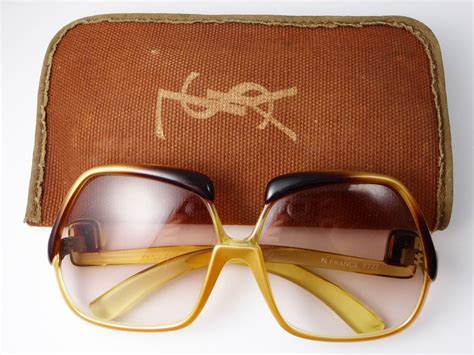 Occhiali vintage Yves Saint Laurent 